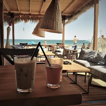 Seaside Garden With 2 Bedroom For Up To 5 Pax Apartment