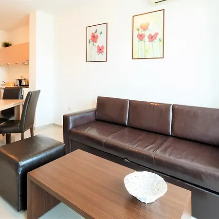 Seaside Garden 2 Bedroom For 4+1 Pax Appartement Sunny Beach