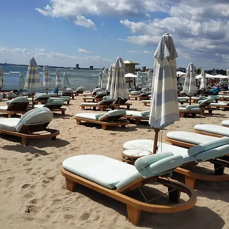 Seaside Garden With 2 Bedroom For Up To 5 Pax * Sunny Beach