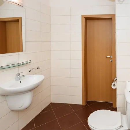 Appartement Seaside Garden 2 Bedroom For 4+1 Pax