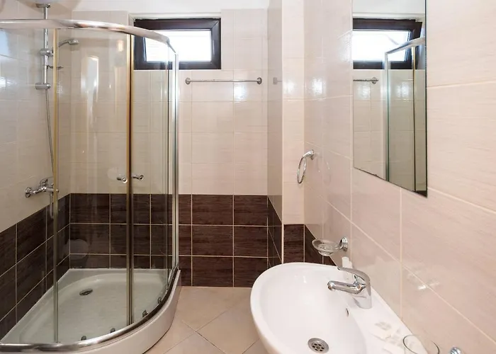 Seaside Garden With 2 Bedroom For Up To 5 Pax Apartament *