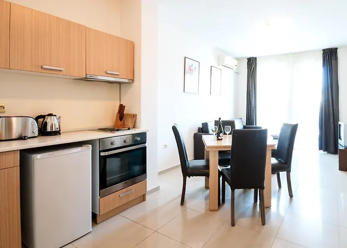 Seaside Garden With 2 Bedroom For Up To 5 Pax * 阳光海滩